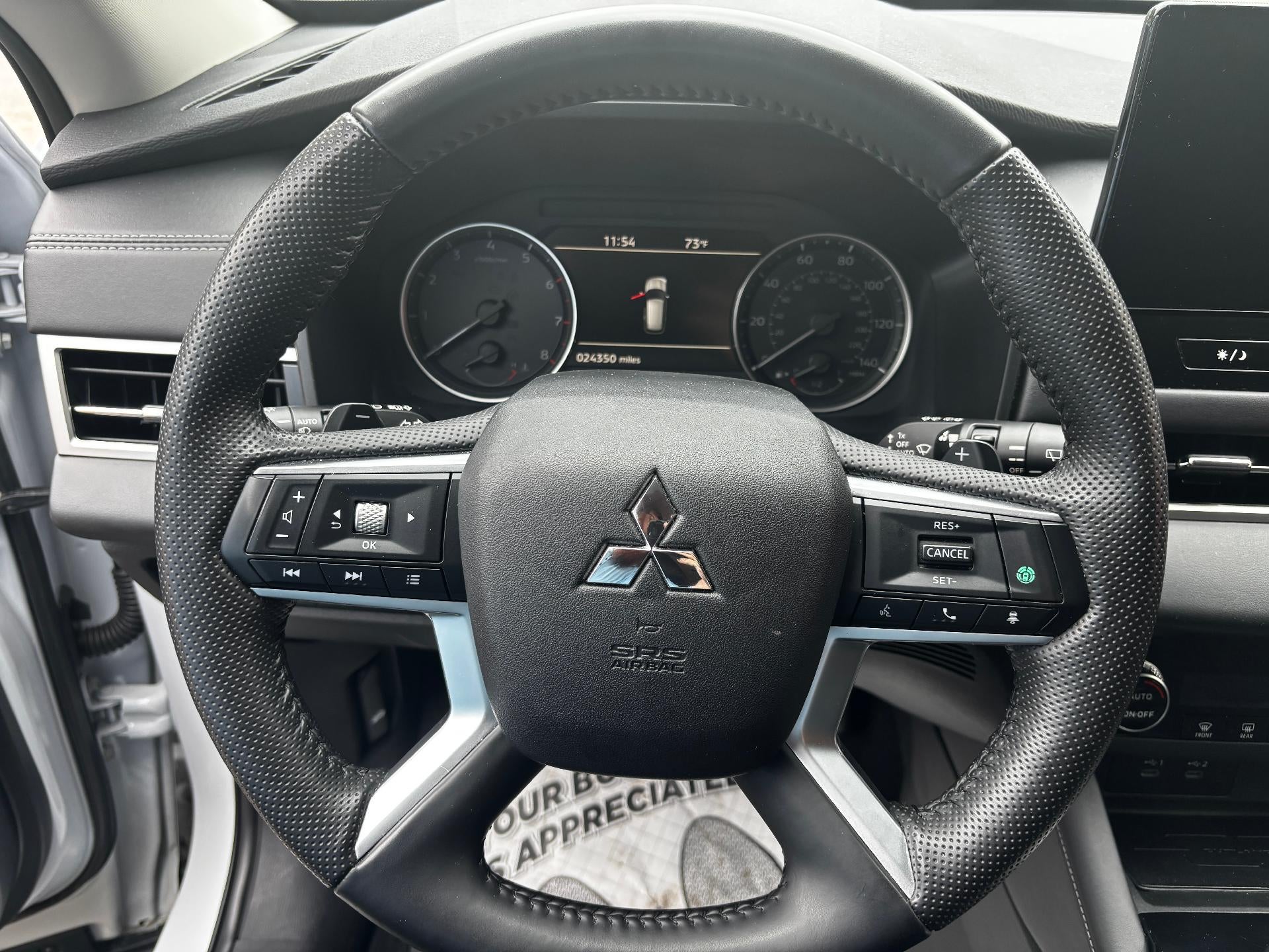 2025 Mitsubishi Outlander SE