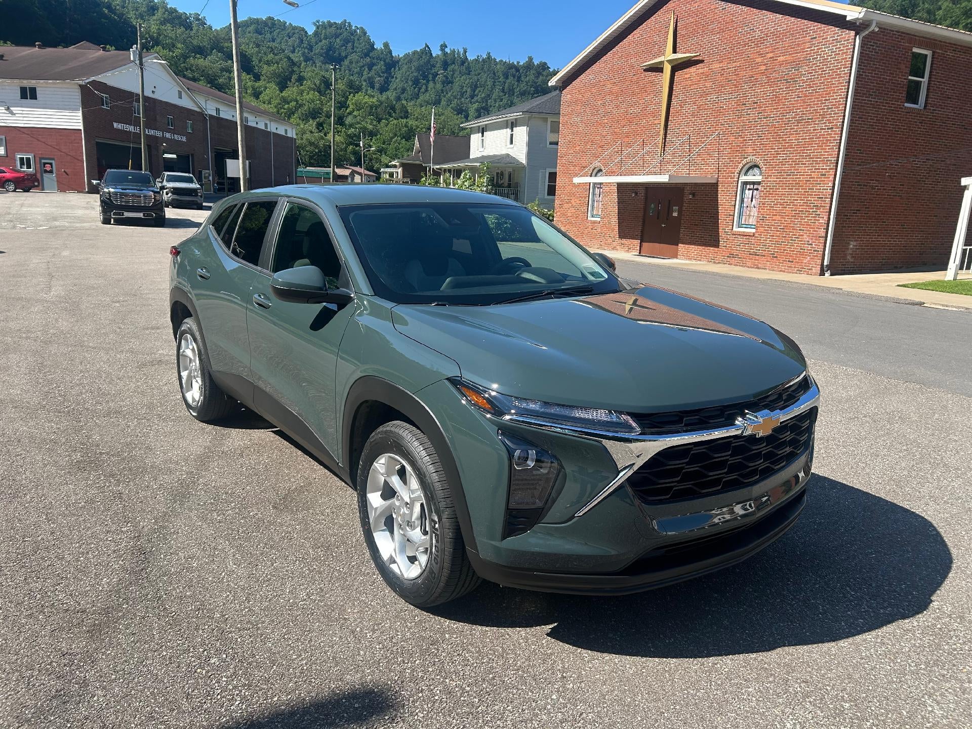 2025 Chevrolet Trax LS
