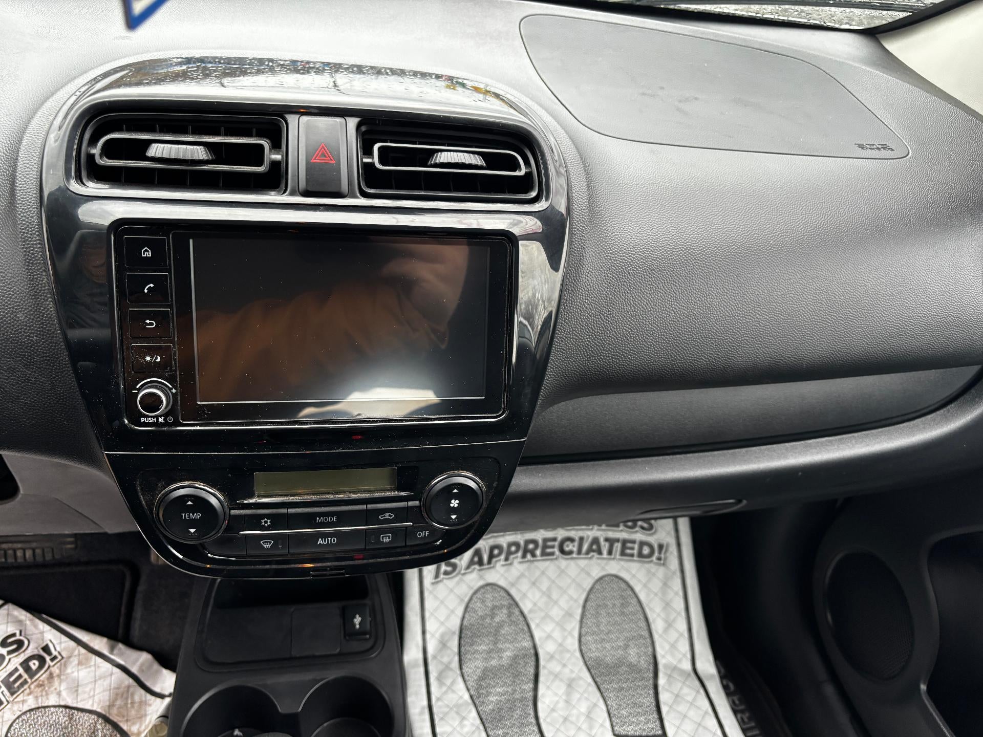 2024 Mitsubishi Mirage LE