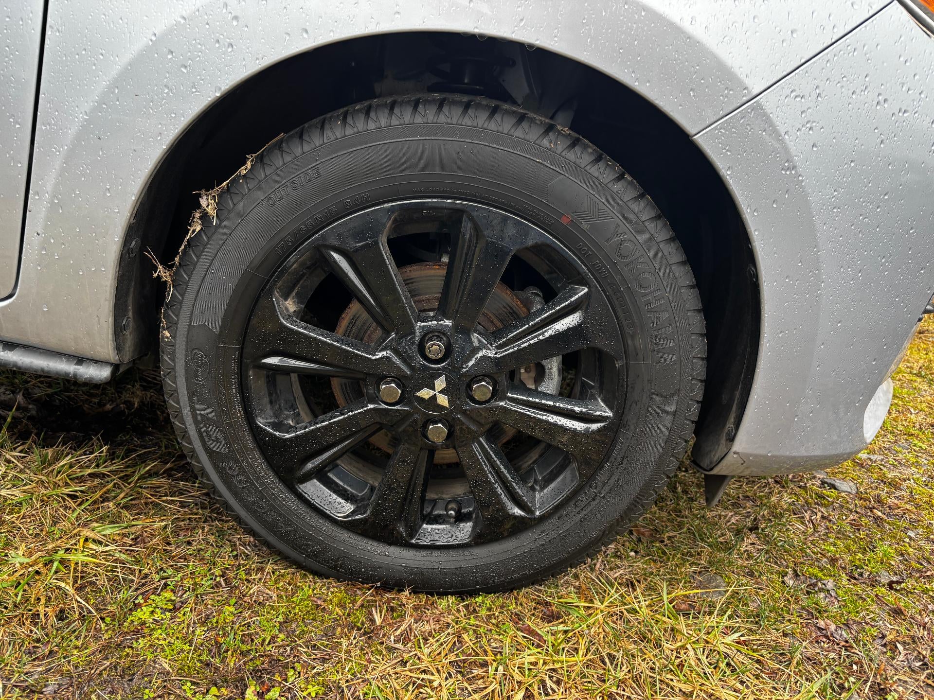 2024 Mitsubishi Mirage LE