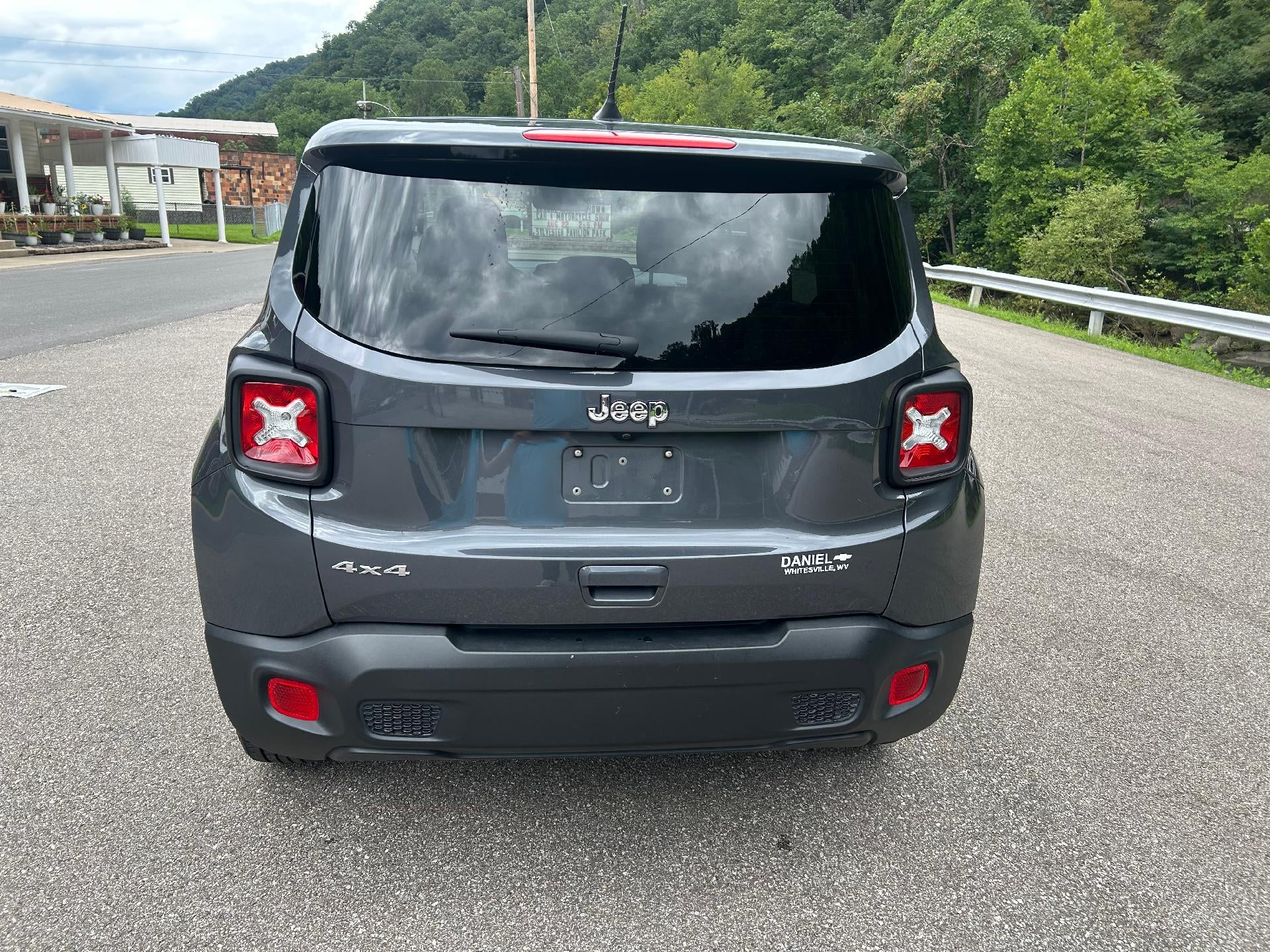 2023 Jeep Renegade Latitude